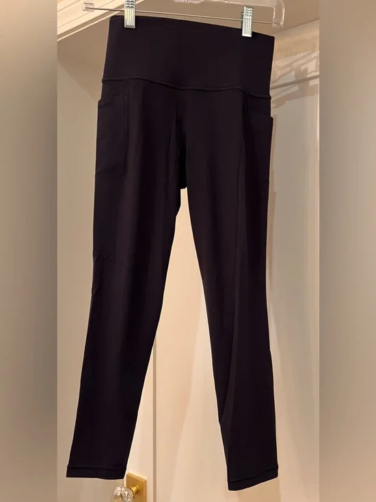 Athleta Salutation 7/8 Tight | Navy | XS - Picture 1 of 11